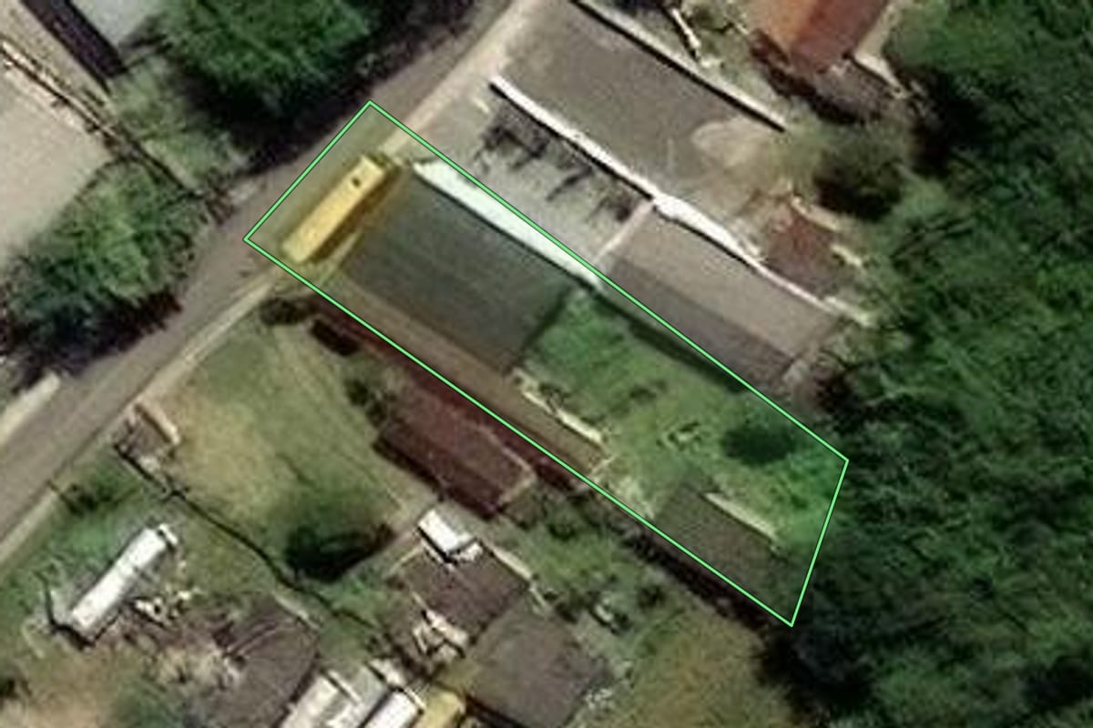 Imagem de satélite do imóvel rural em São Paulo (SP), com o contorno declarado no CAR desenhado por cima.