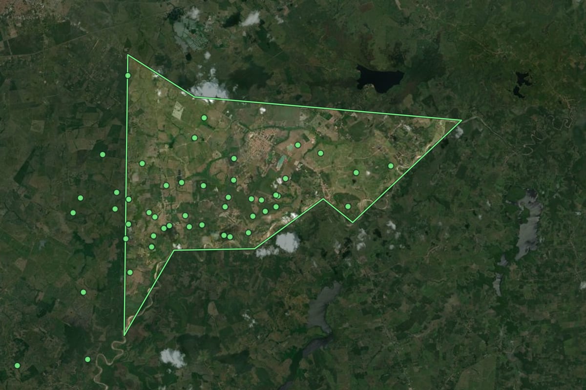 Imagem de satélite de Bela Vista do Maranhão (MA), com o contorno do município e a posição dos imóveis desta página.