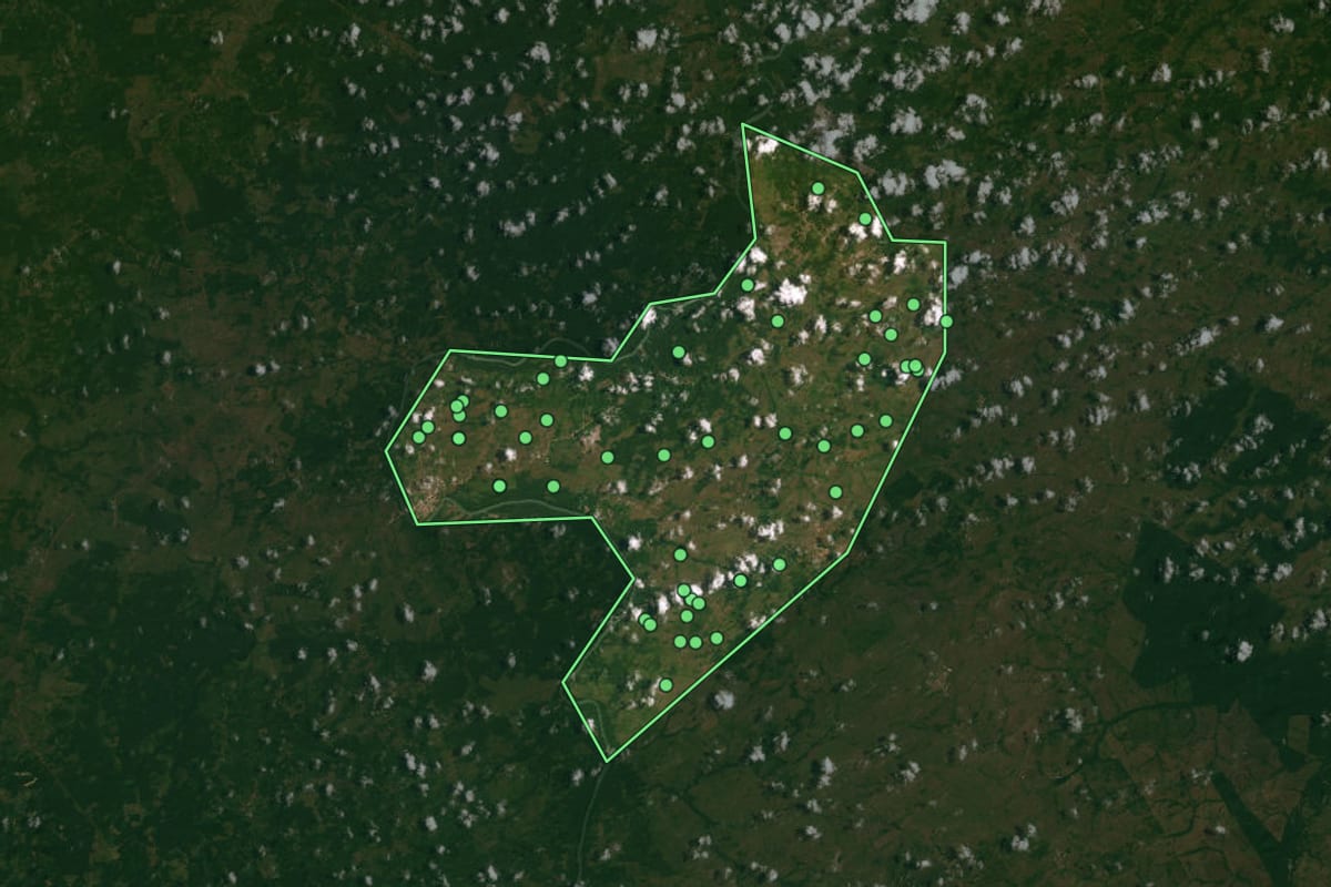 Imagem de satélite de Boa Vista do Gurupi (MA), com o contorno do município e a posição dos imóveis desta página.