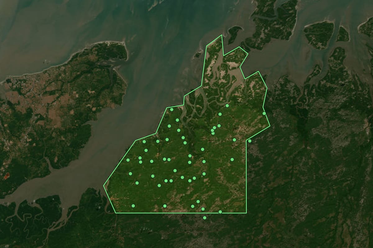 Imagem de satélite de Icatu (MA), com o contorno do município e a posição dos imóveis desta página.