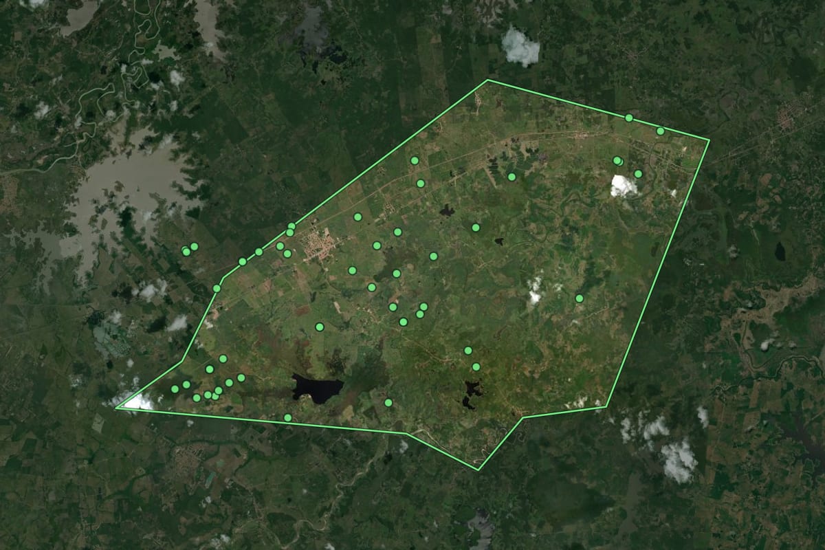 Imagem de satélite de Igarapé do Meio (MA), com o contorno do município e a posição dos imóveis desta página.
