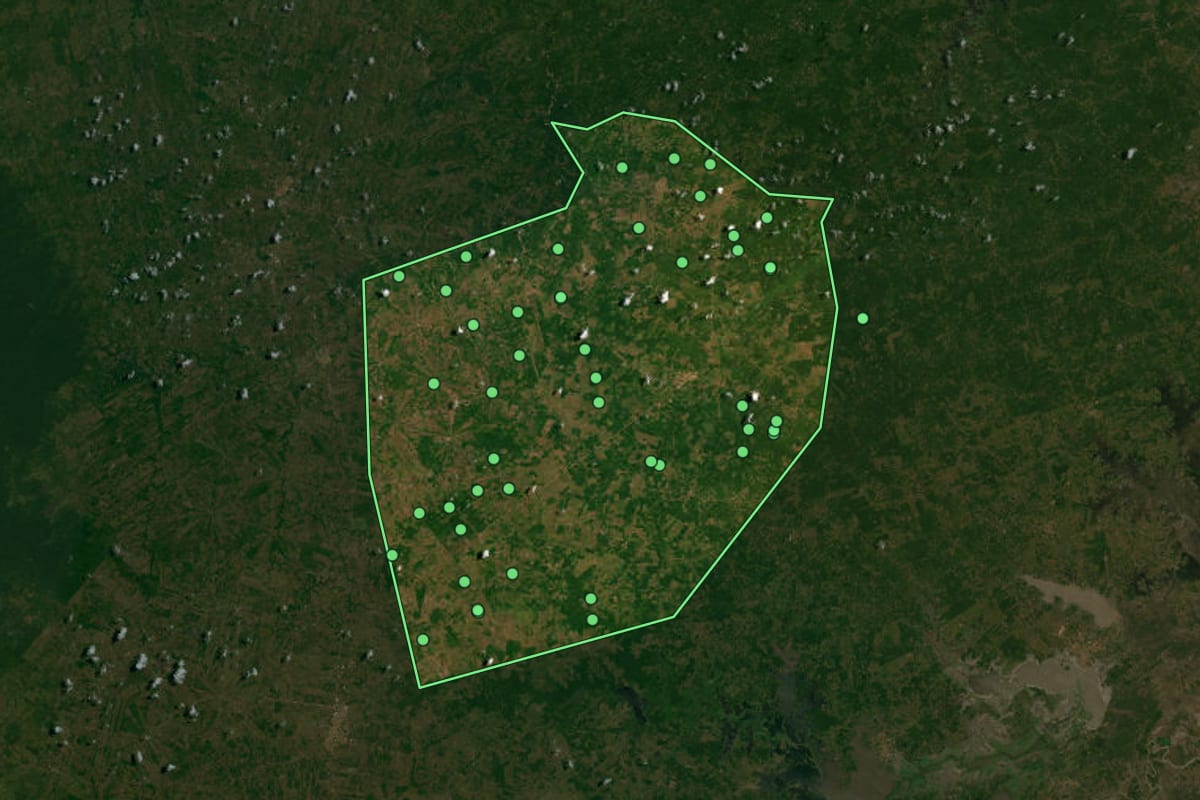 Imagem de satélite de Pedro do Rosário (MA), com o contorno do município e a posição dos imóveis desta página.