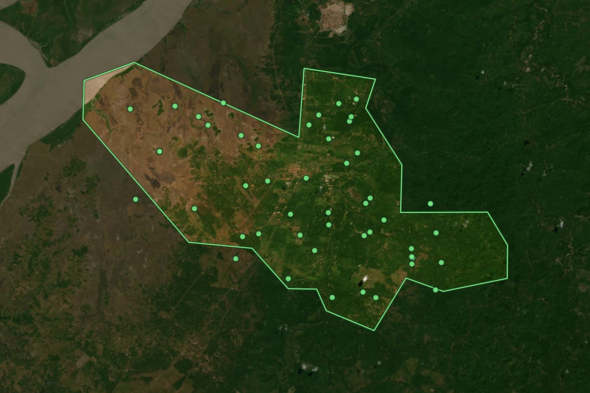 Imagem de satélite de Santa Rita (MA), com o contorno do município e a posição dos imóveis desta página.