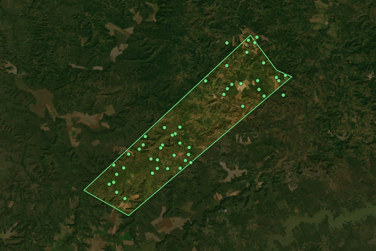 Imagem de satélite de Sucupira do Norte (MA), com o contorno do município e a posição dos imóveis desta página.