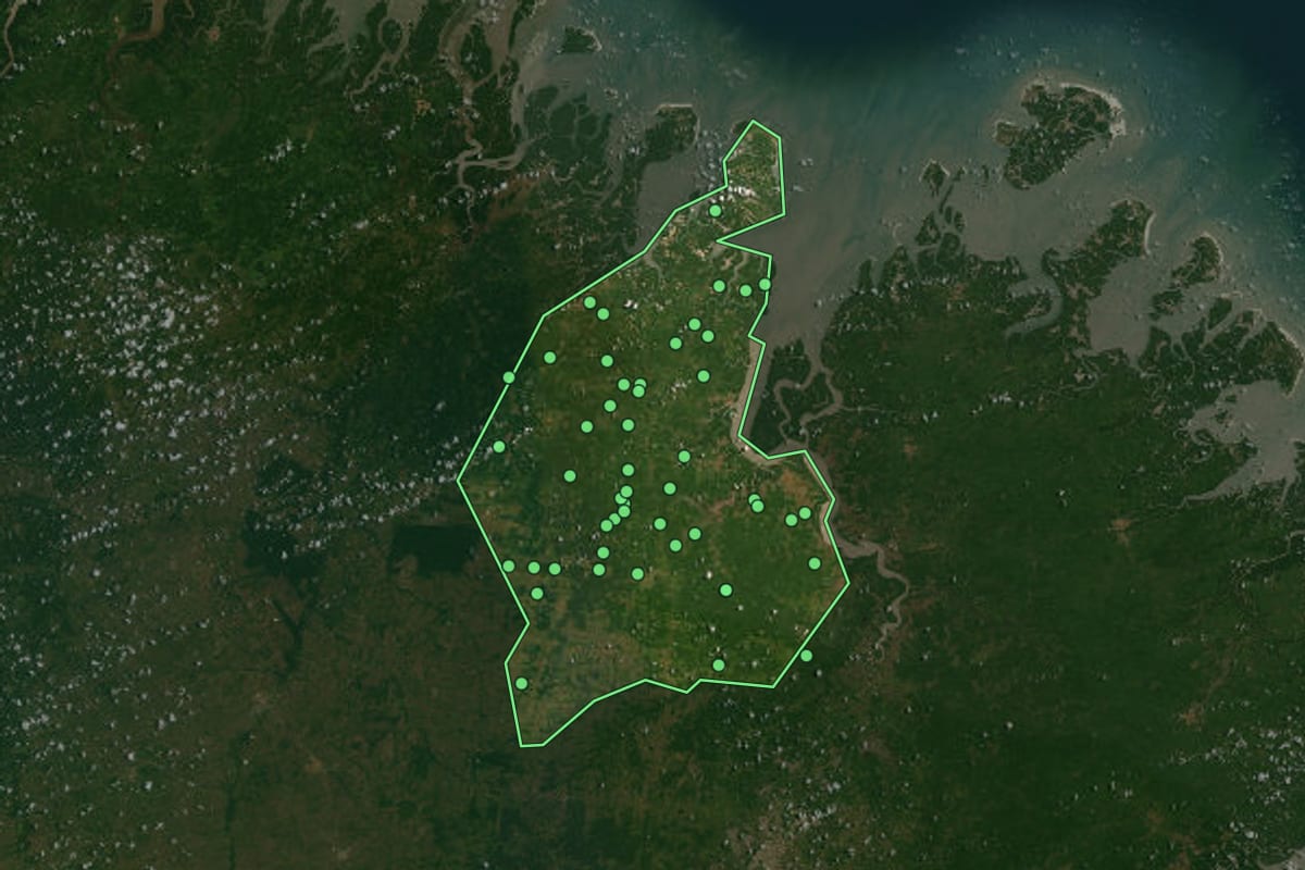 Imagem de satélite de Turiaçu (MA), com o contorno do município e a posição dos imóveis desta página.