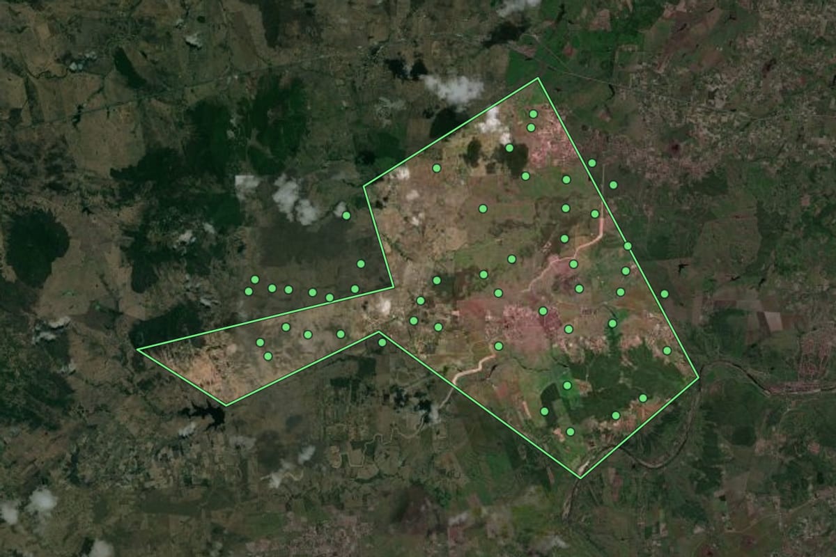 Imagem de satélite de São José dos Ramos (PB), com o contorno do município e a posição dos imóveis desta página.