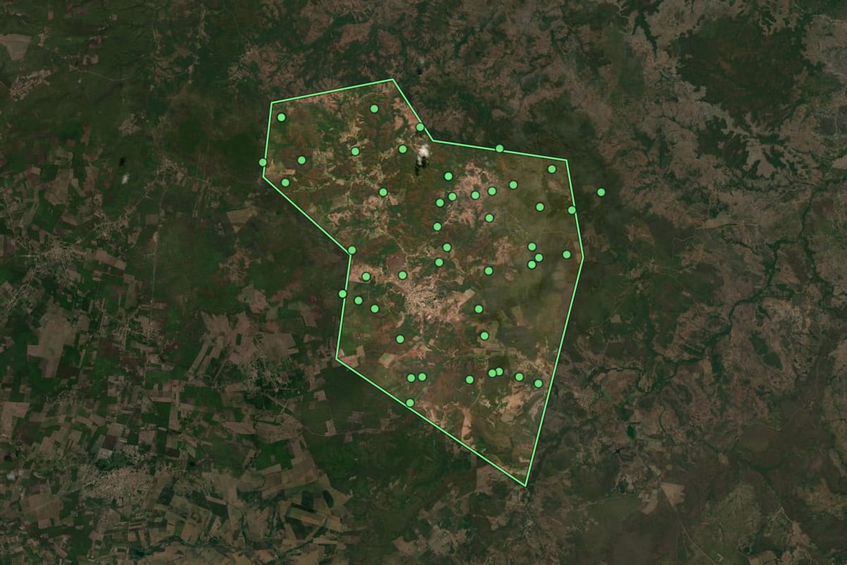 Imagem de satélite de Barro Duro (PI), com o contorno do município e a posição dos imóveis desta página.