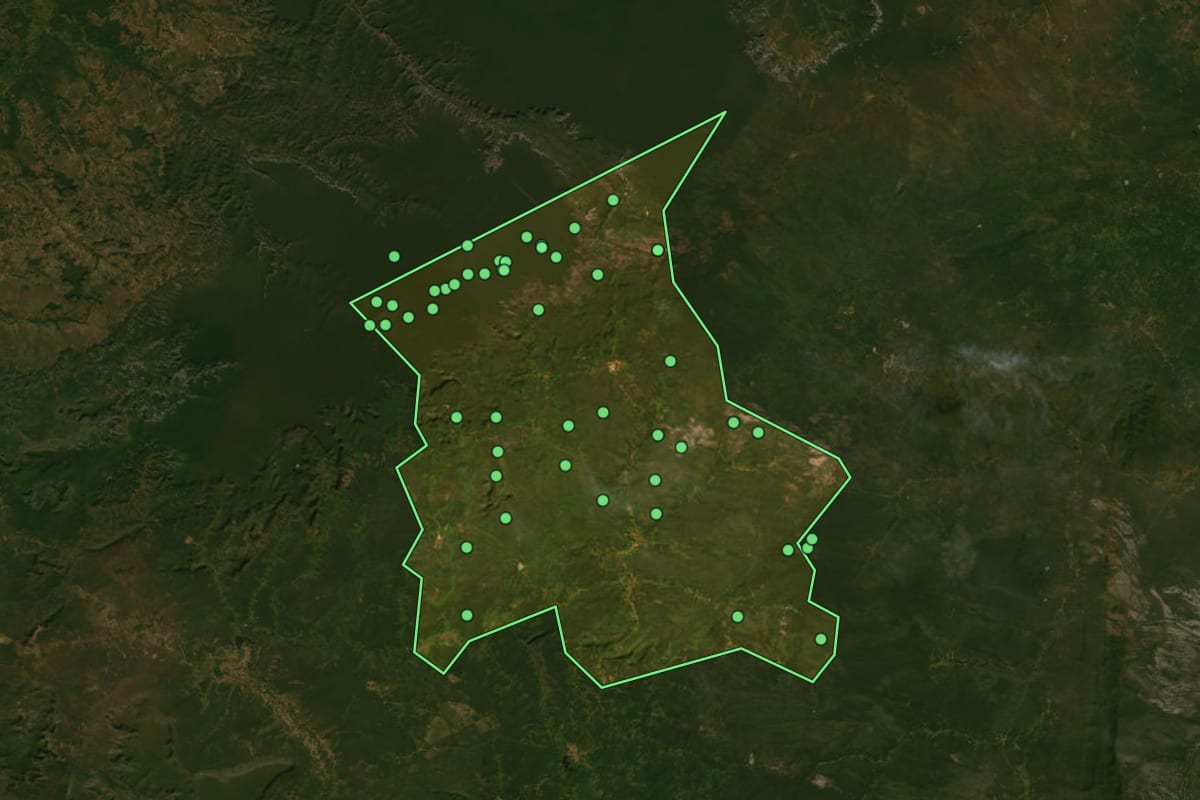 Imagem de satélite de Morro Cabeça no Tempo (PI), com o contorno do município e a posição dos imóveis desta página.
