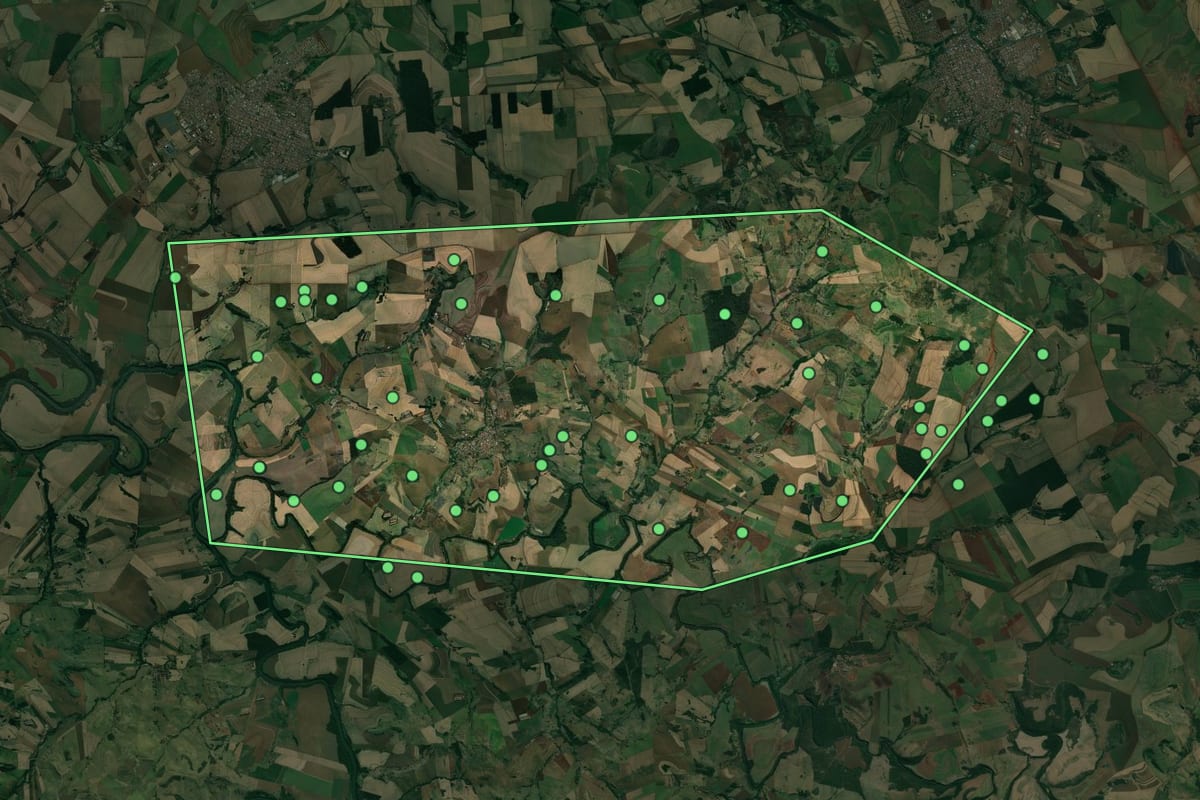 Imagem de satélite de Barra do Jacaré (PR), com o contorno do município e a posição dos imóveis desta página.