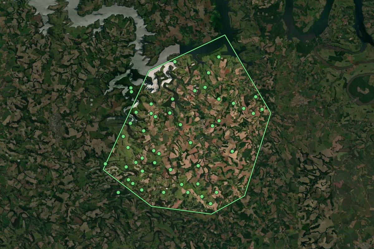 Imagem de satélite de Boa Esperança do Iguaçu (PR), com o contorno do município e a posição dos imóveis desta página.