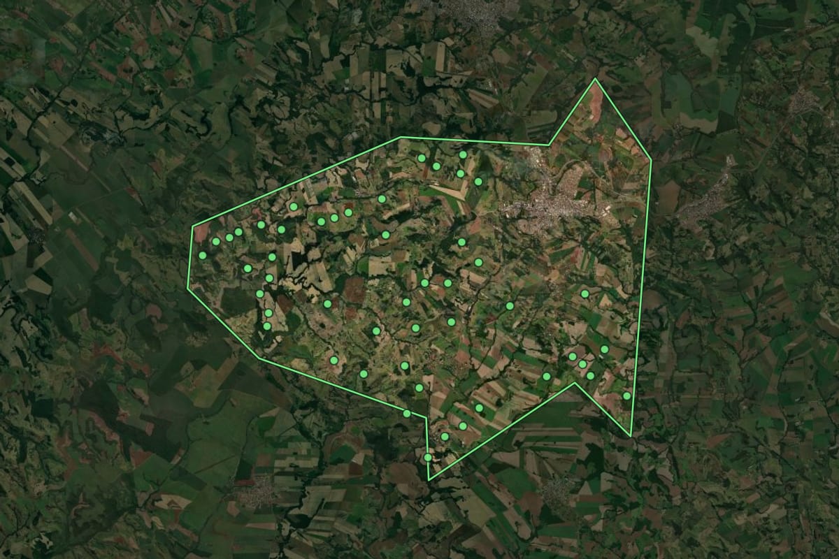 Imagem de satélite de Jandaia do Sul (PR), com o contorno do município e a posição dos imóveis desta página.