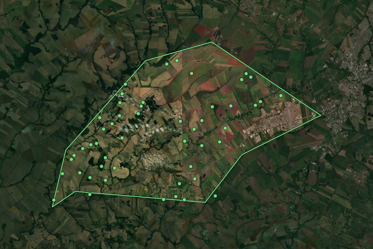 Imagem de satélite de Paiçandu (PR), com o contorno do município e a posição dos imóveis desta página.