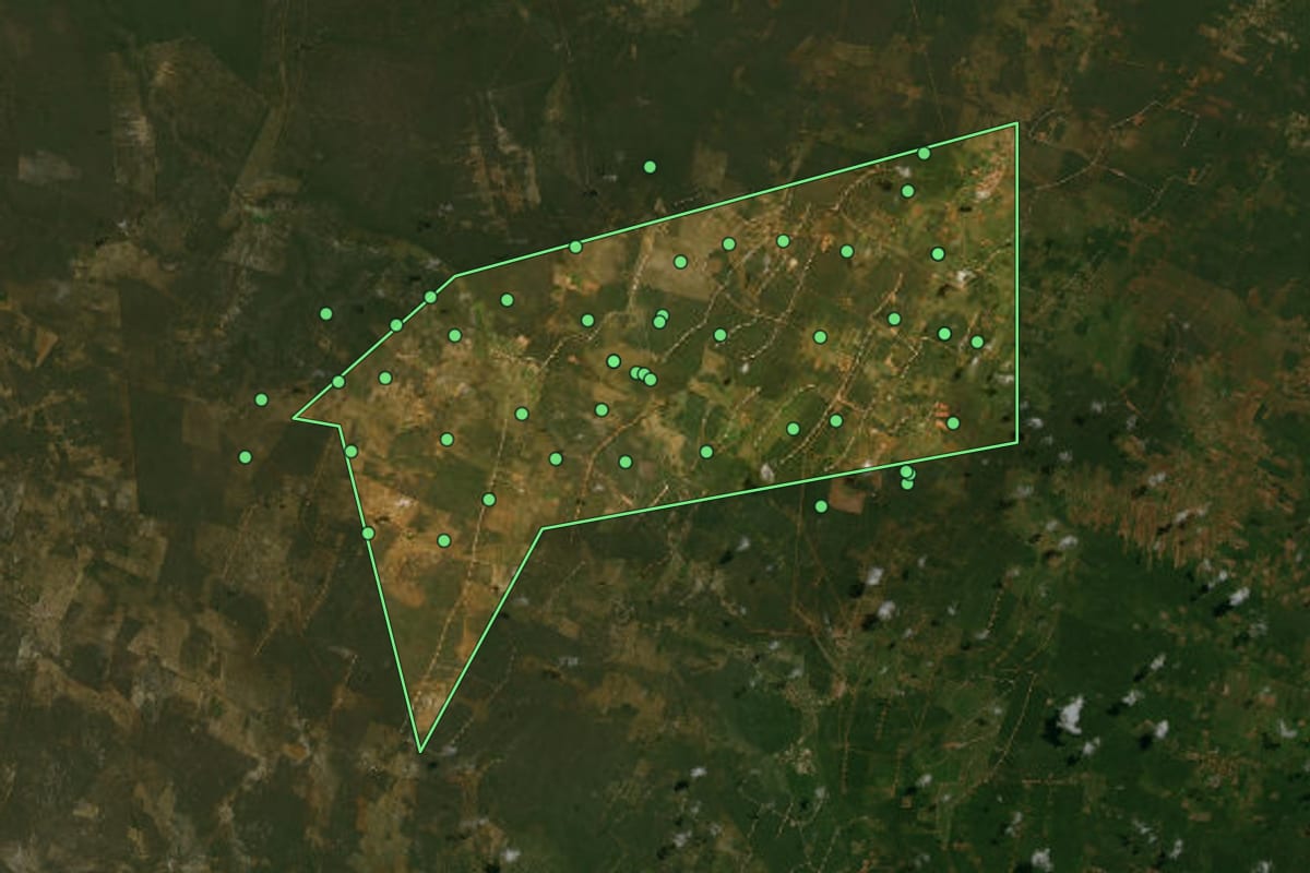 Imagem de satélite de Parazinho (RN), com o contorno do município e a posição dos imóveis desta página.