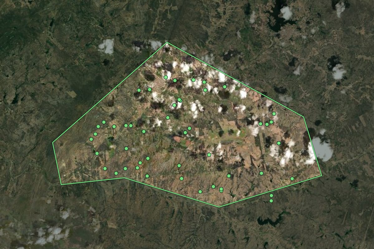 Imagem de satélite de São José do Seridó (RN), com o contorno do município e a posição dos imóveis desta página.