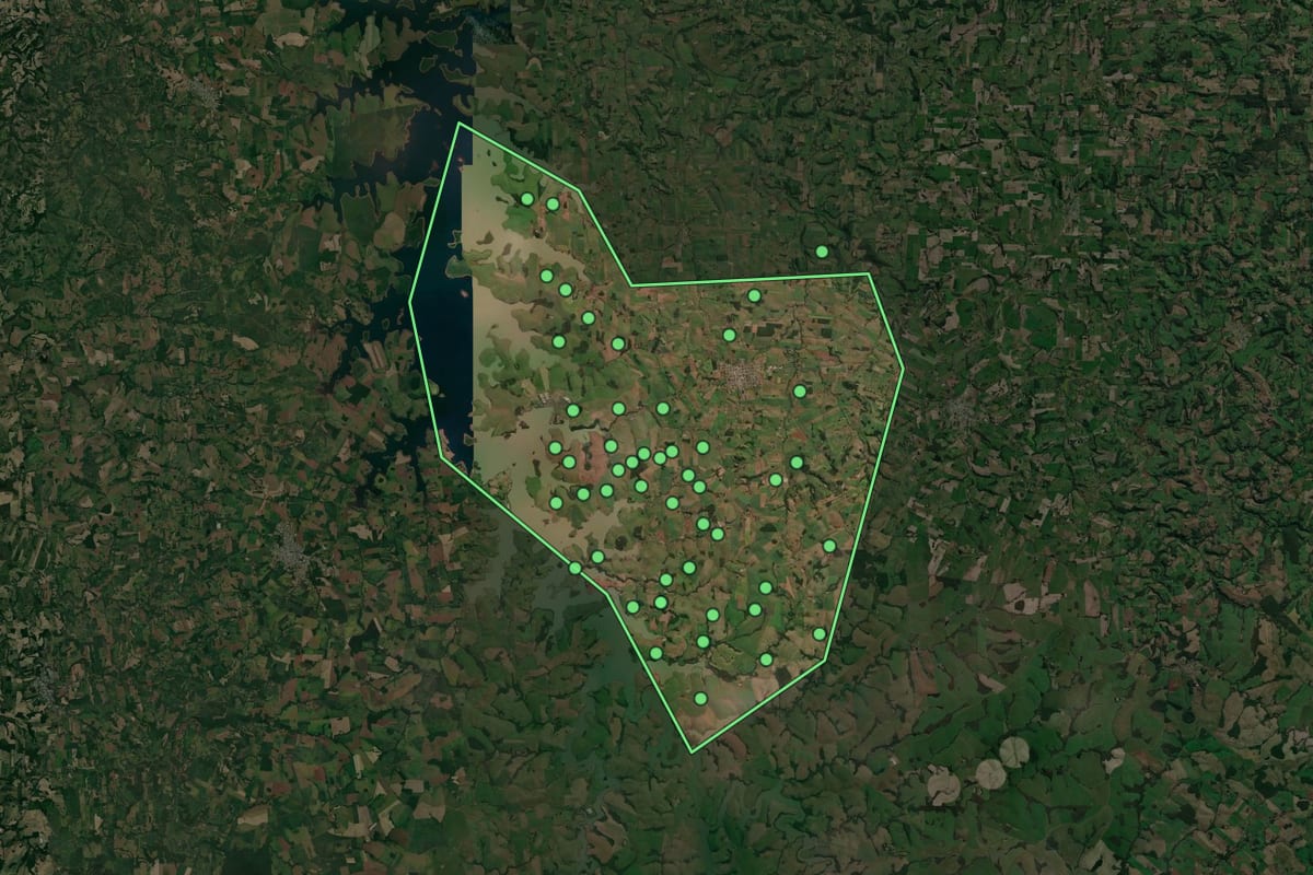 Imagem de satélite de Campinas do Sul (RS), com o contorno do município e a posição dos imóveis desta página.