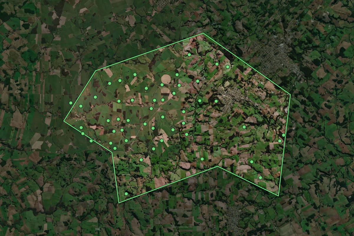Imagem de satélite de Estação (RS), com o contorno do município e a posição dos imóveis desta página.