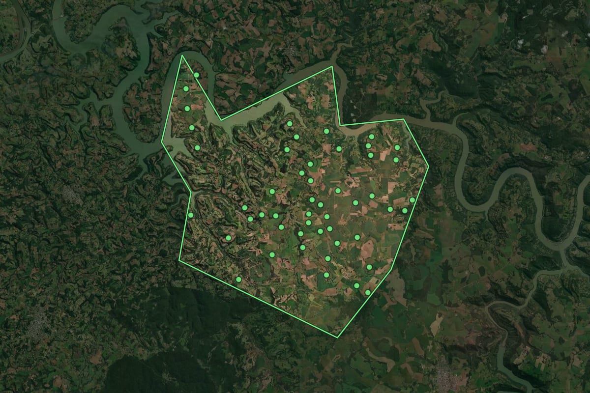 Imagem de satélite de Rio dos Índios (RS), com o contorno do município e a posição dos imóveis desta página.