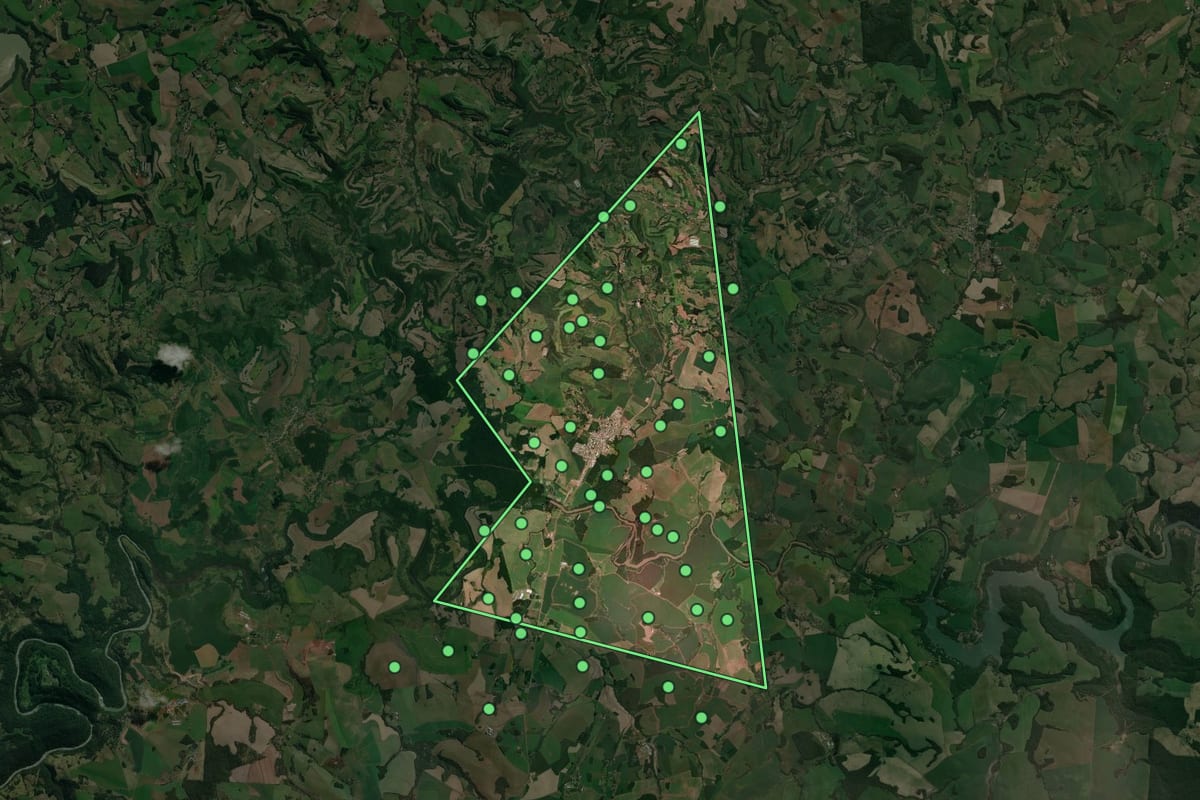 Imagem de satélite de Bom Jesus (SC), com o contorno do município e a posição dos imóveis desta página.