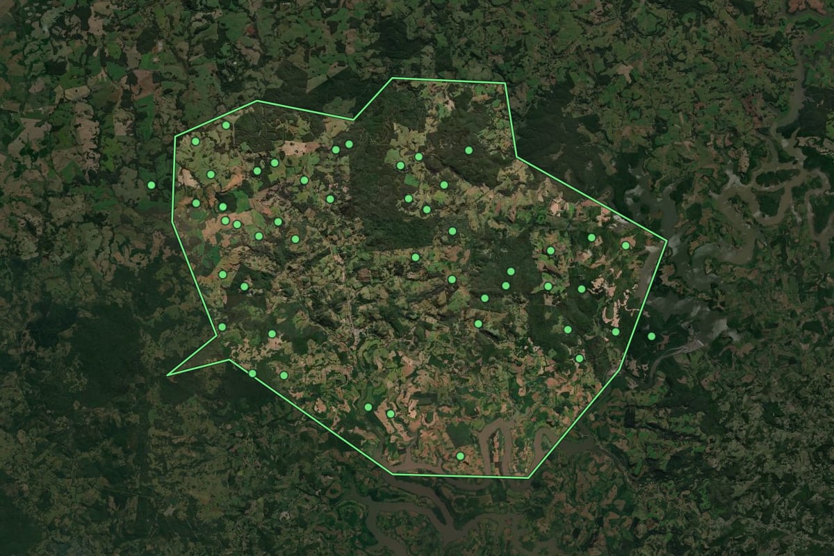Imagem de satélite de Vargem (SC), com o contorno do município e a posição dos imóveis desta página.