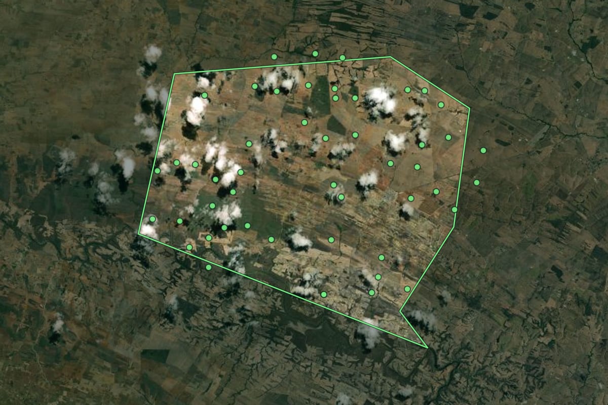 Imagem de satélite de Pinhão (SE), com o contorno do município e a posição dos imóveis desta página.