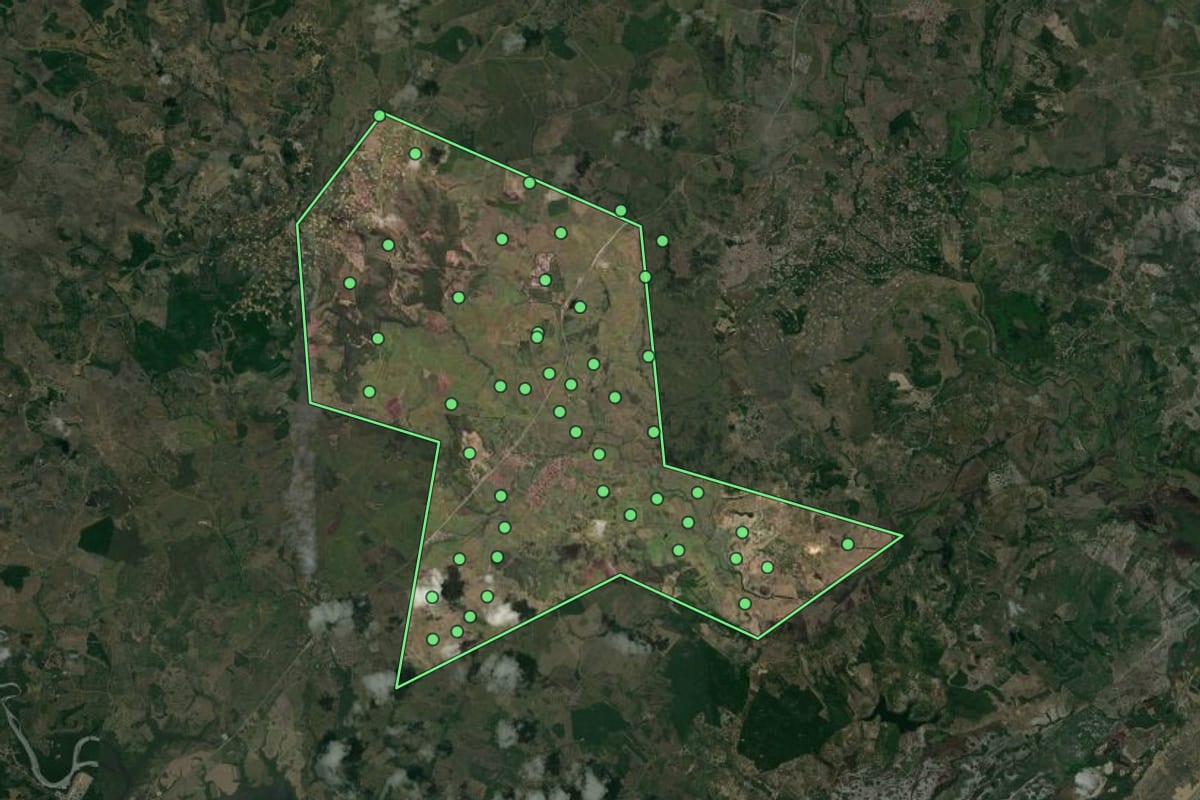 Imagem de satélite de Rosário do Catete (SE), com o contorno do município e a posição dos imóveis desta página.