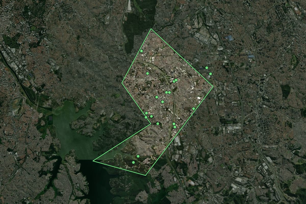 Imagem de satélite de Diadema (SP), com o contorno do município e a posição dos imóveis desta página.
