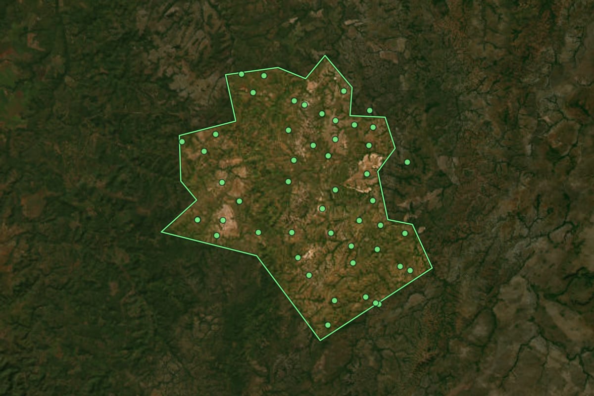 Imagem de satélite de Lagoa do Tocantins (TO), com o contorno do município e a posição dos imóveis desta página.
