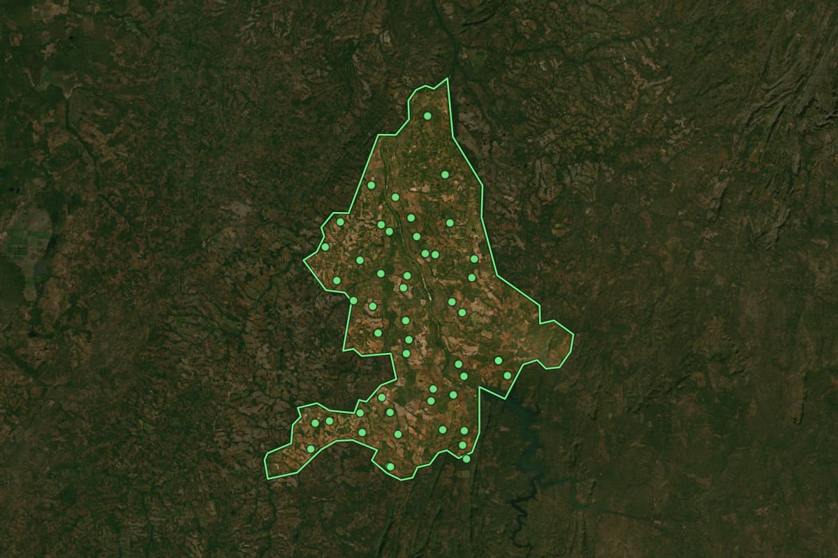 Imagem de satélite de Peixe (TO), com o contorno do município e a posição dos imóveis desta página.